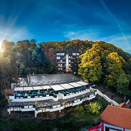 Hotel Ub Aqua Park Ub Bagian luar foto