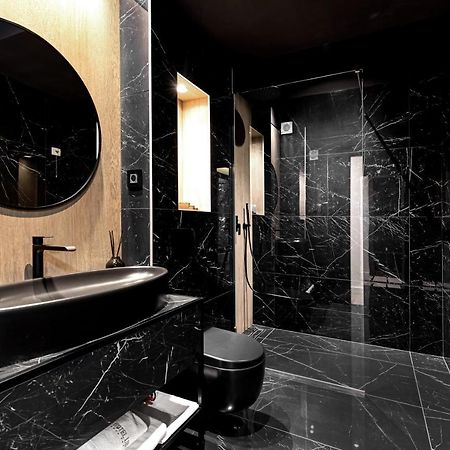 Hotel Ub Aqua Park Ub Bagian luar foto