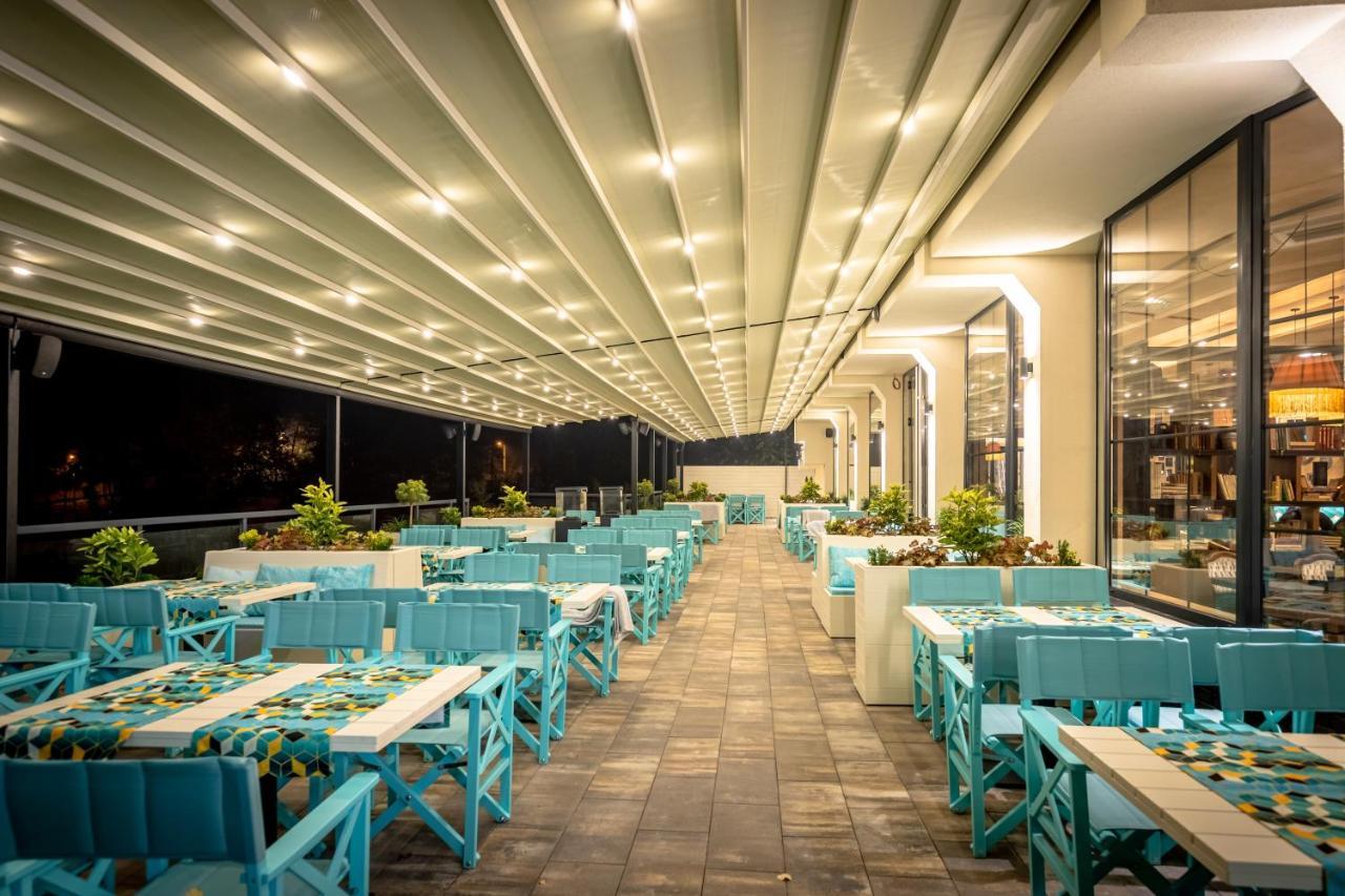 Hotel Ub Aqua Park Ub Bagian luar foto