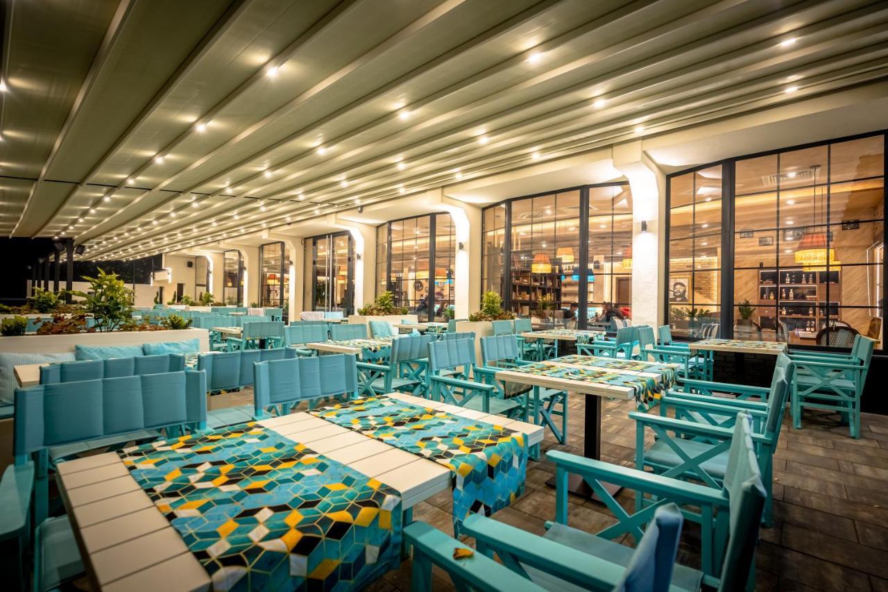 Hotel Ub Aqua Park Ub Bagian luar foto