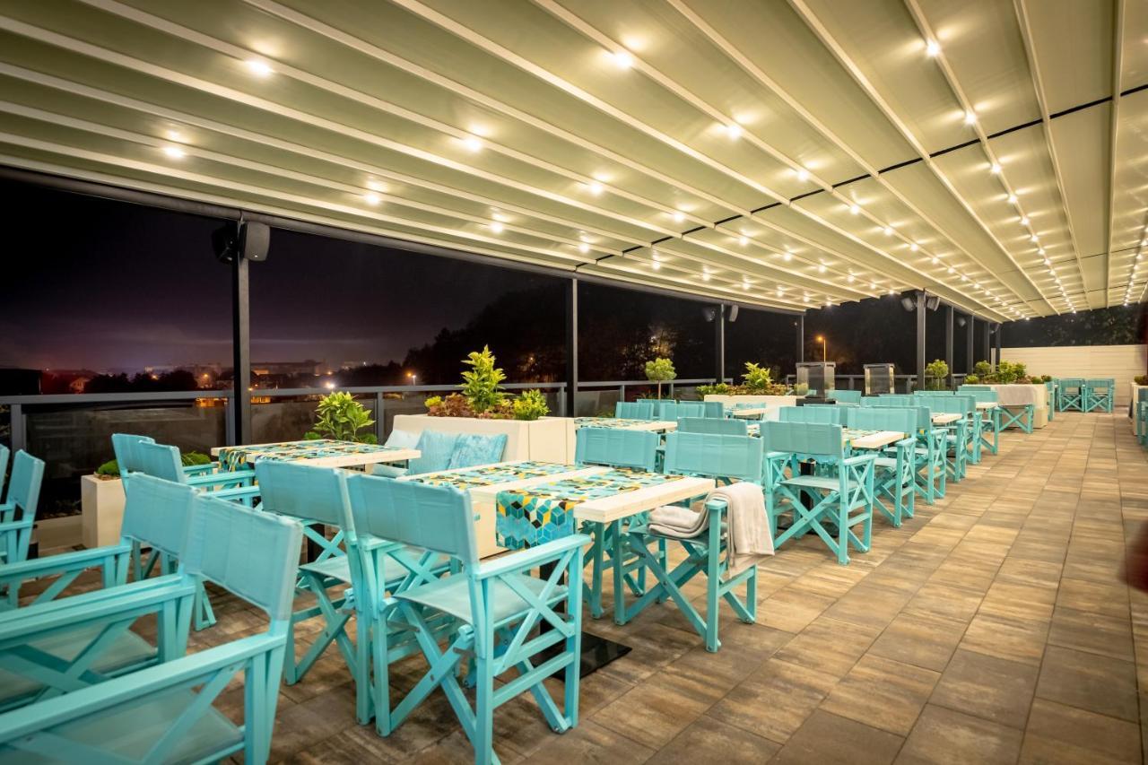 Hotel Ub Aqua Park Ub Bagian luar foto
