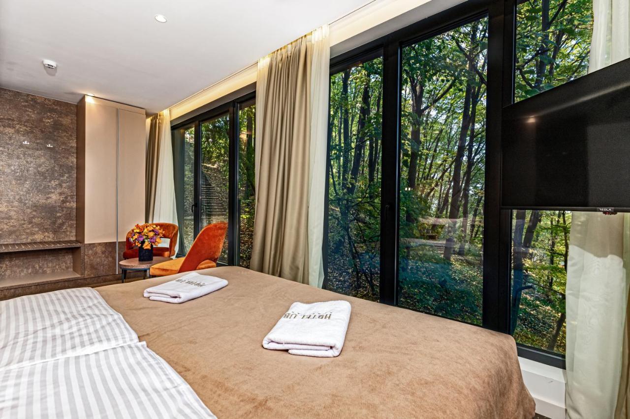 Hotel Ub Aqua Park Ub Bagian luar foto